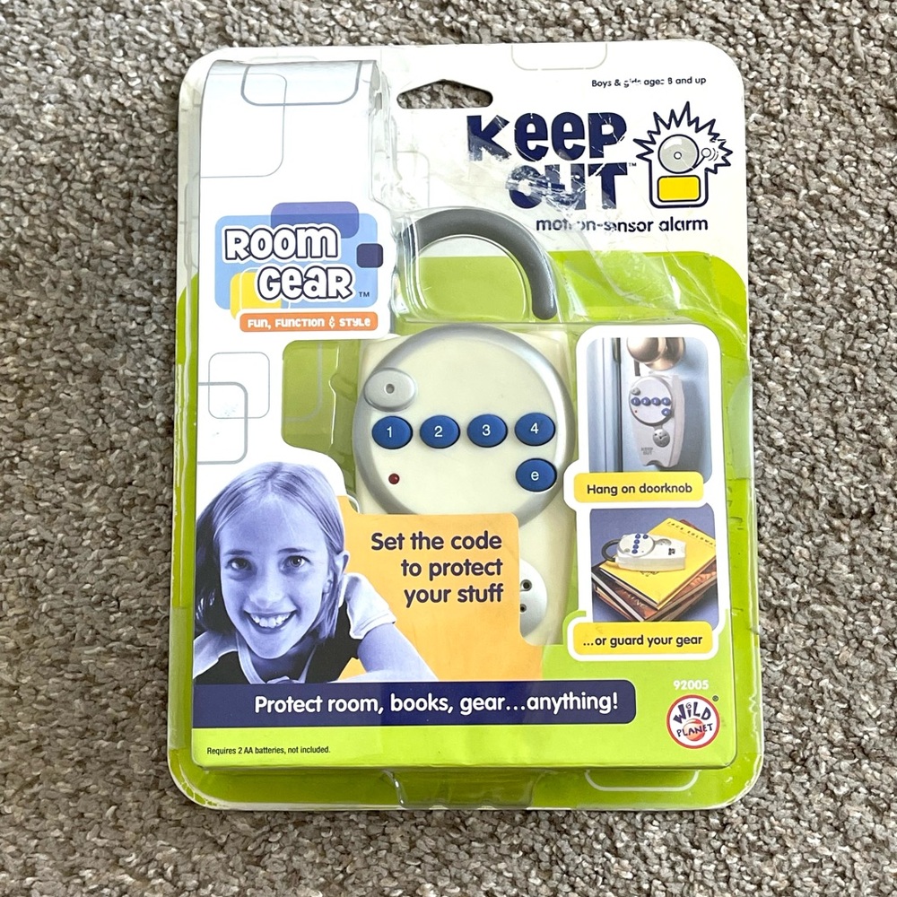 🔥HOT🔥Wild Planet Toys Room Gear *Keep Out* Motion Sensor Alarm *Vintage*
